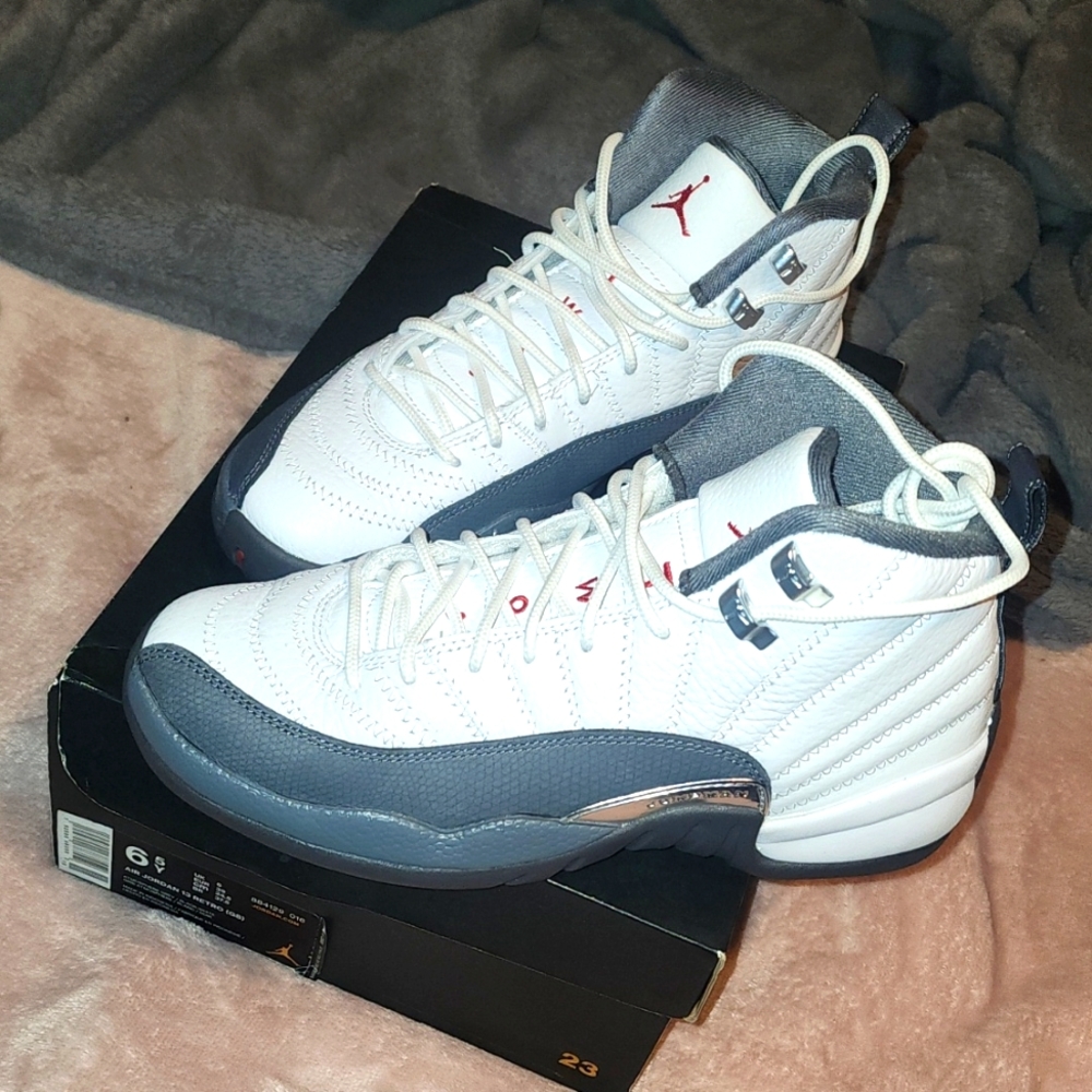 Jordans 12 Retro